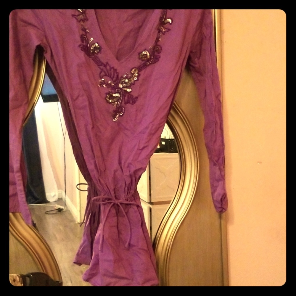 Gudi Long Sleeve V Neck Tunic with tie.